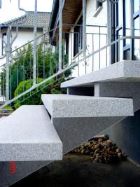 61130-nidderau-im_grund-treppensanierung-beschichtung-wagner-steinteppich-03_thumbnail_200x267px.jpg
