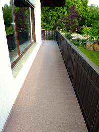 97084-wuerzburg-heidingsfeld-steigerwaldstrasse-balkon-terrasse-sanierung-fliese-abdichtung-wagner-steinteppich-06_thumbnail_200x267px.jpg